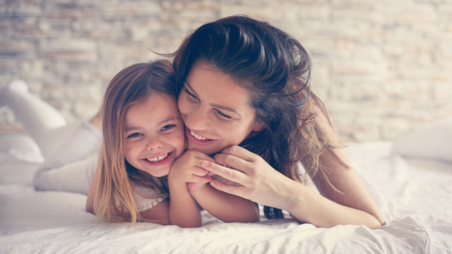 мама с дочкой