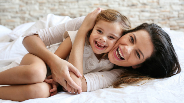 мама с дочкой