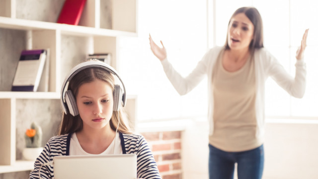 мама с подростком