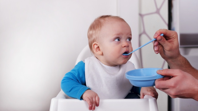 детские смеси Nutrilon 3 и Nutrilon 4