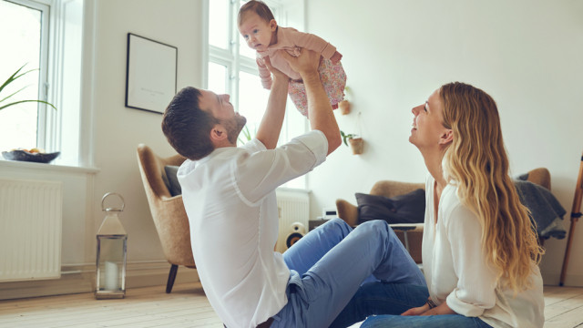 семья с новорожденным