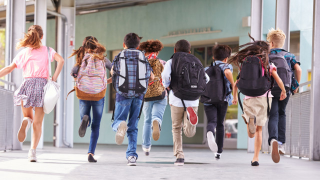 «Шалений движ» на «Дарынке»: школьная ярмарка и открытие роллердрома