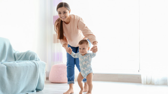 первые шаги ребенка