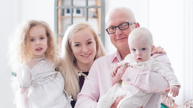 Олена Стронг