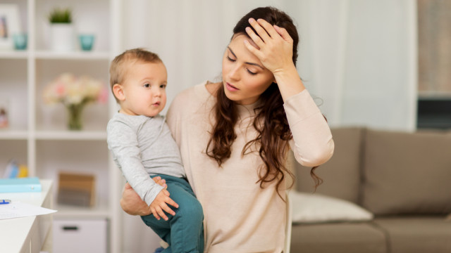 мама устала