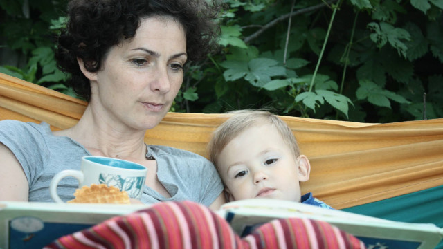 Фанагей с книгой