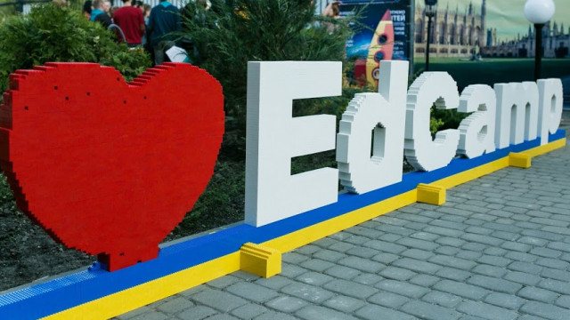 Все будет по-белому: EdCamp и МОН сделают еще один шаг к повышению статуса учительства