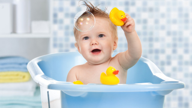 купание новорожденного