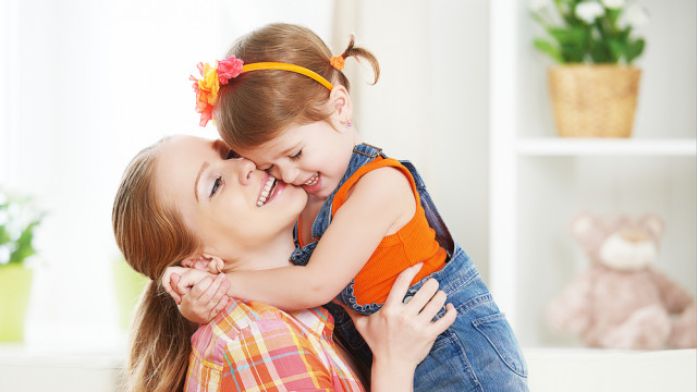 мама с дочкой