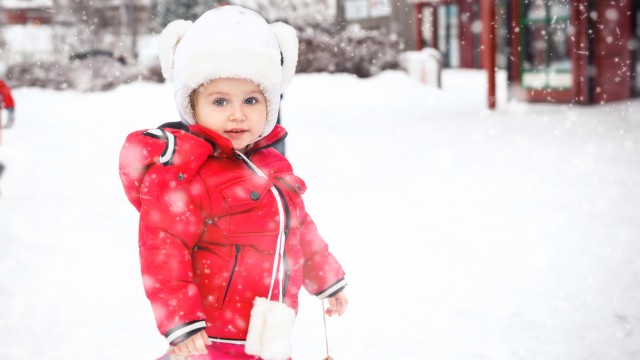 Дитина взимку