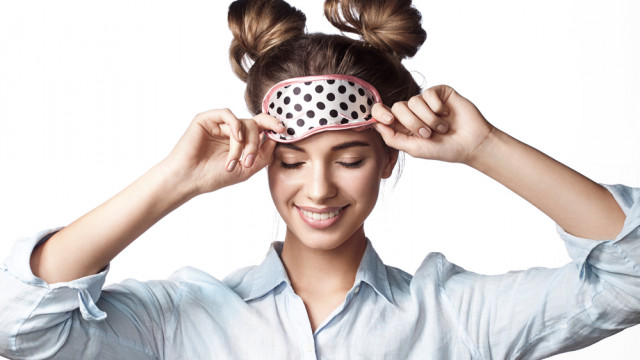 дівчина перед сном сон