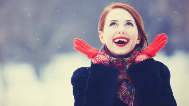 Улыбчивая женщина