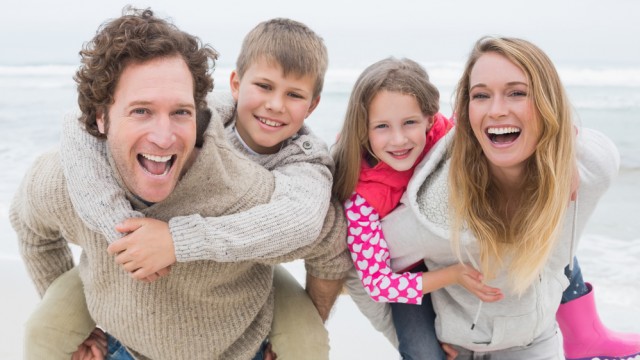 Семья зимой