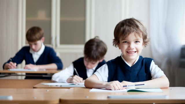 мальчик первоклассник