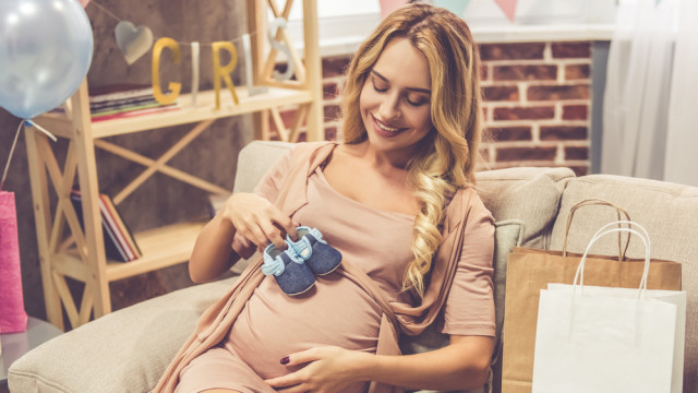 красивая беременная