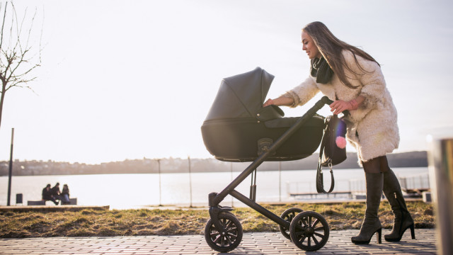 мама с коляска