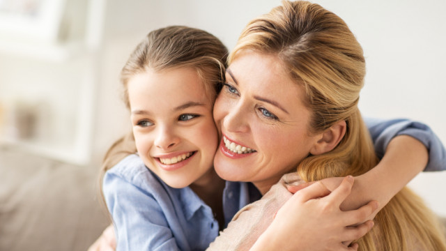 мама с дочкой