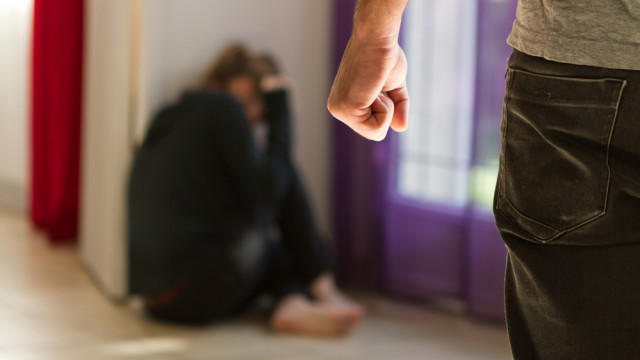 домашнее насилие