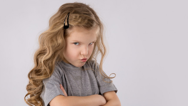 девочка обиделась