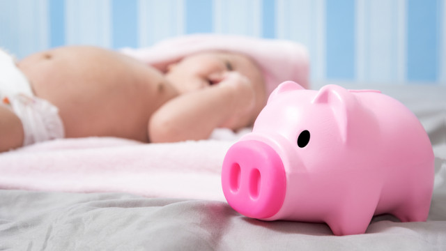 ребенок копилка новородленный