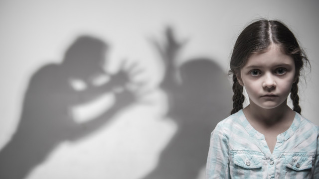 Маленький свидетель домашнего насилия: последствия и способы помочь - рассказывает психолог