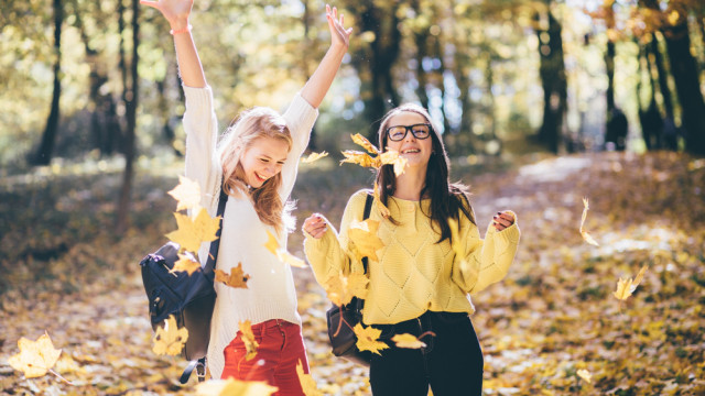 девочки подростки студентки осень