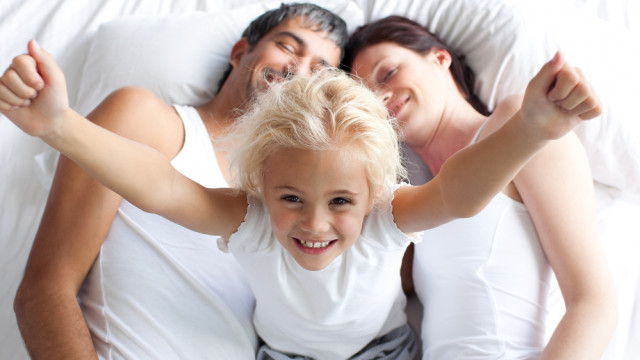 семья утром