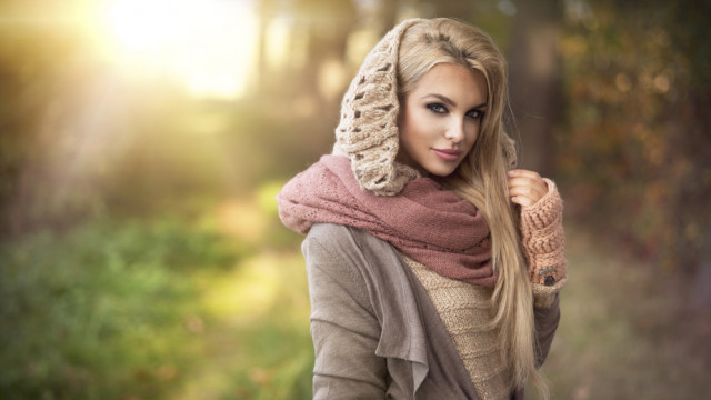 женщина осень