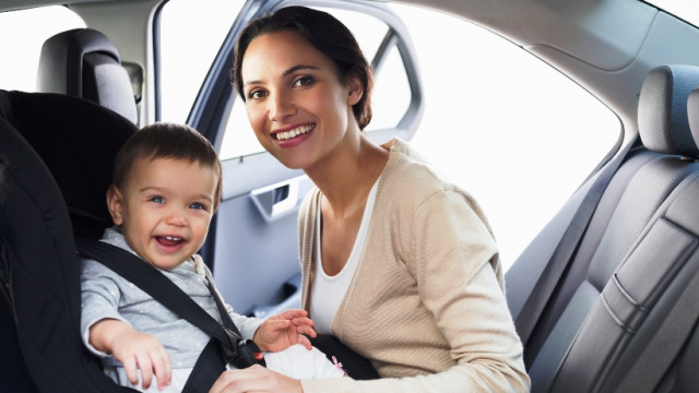 Молодая мама за рулем: особенности поездок с младенцем