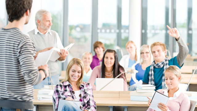 дети в классе