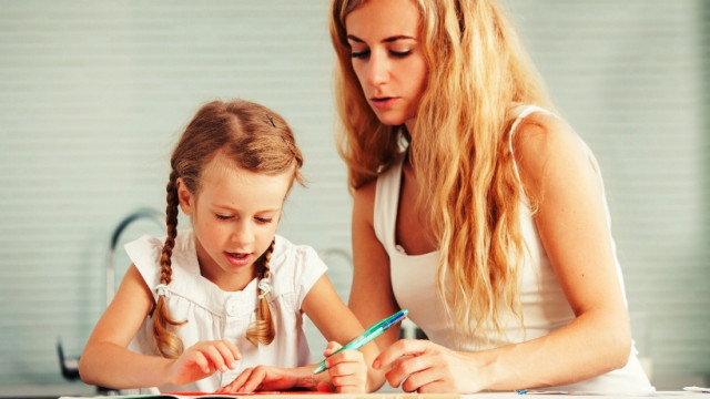 Ребенок левша: что нужно знать родителям