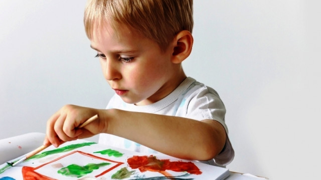 Простые занятия для развития мелкой моторики у детей