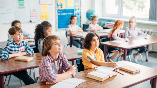 дети в классе