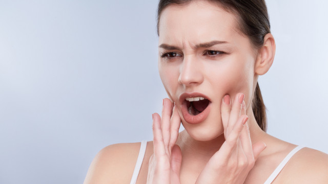 Пластир краси: що потрібно знати про косметичну процедуру тейпування