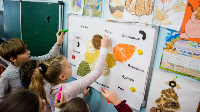 Как приучить детей правильно питаться: киевские школьники осваивают «Абетку харчування» от Nestlé