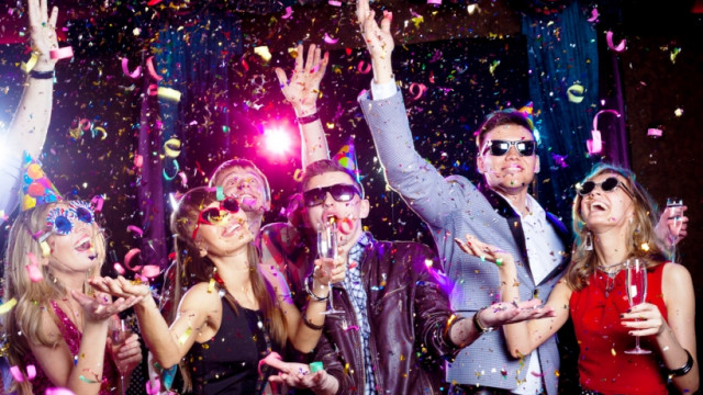 Новый год с друзьями: отпускать подростка, или нет?