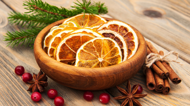 Ароматно, стильно и красиво: как засушить цитрусовые для декора