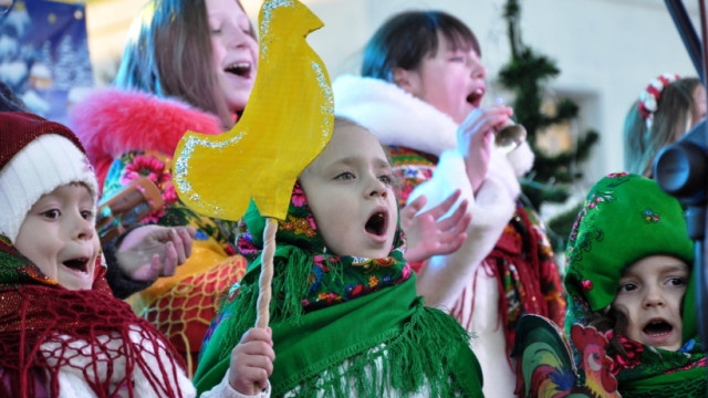 Рождественские традиции с детьми: нужно ли колядовать и щедровать?