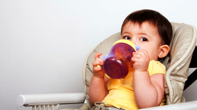 5 компотиков для детей до года: что можно вводить и когда