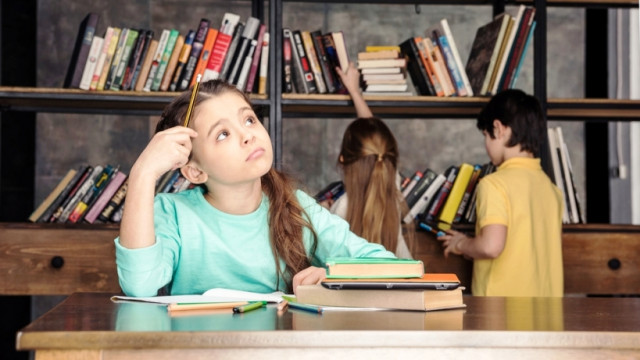 Съехал по всем предметам: как помочь ребенку учиться лучше