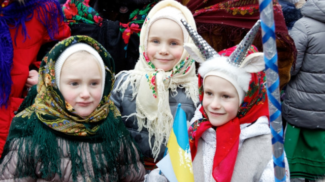 Безопасные святки: что нужно учесть перед тем как отпускать детей колядовать и щедровать