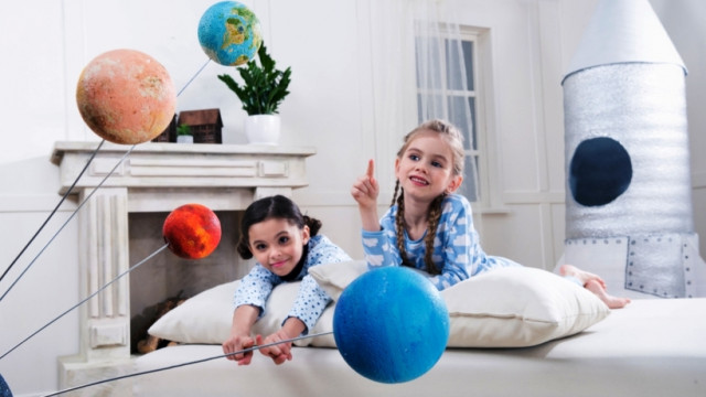 5 самых невероятных видео о космосе, которые стоит посмотреть с детьми