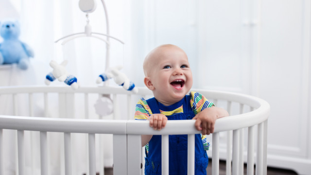 гаджеты для молодой мамы - мобиль для детей