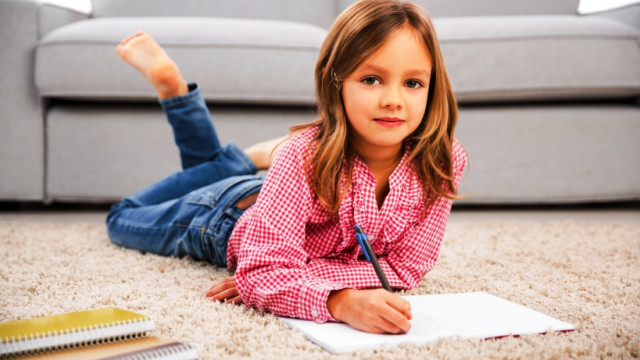 "Ура! У нас карантин!": с кем оставить, и чем занять ребенка пока школа закрыта