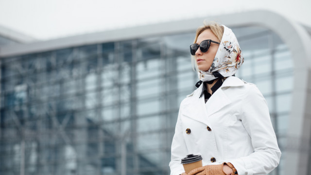 "Белое пальто" как вид абьюза - почему желание судить и осуждать можно считать агрессией