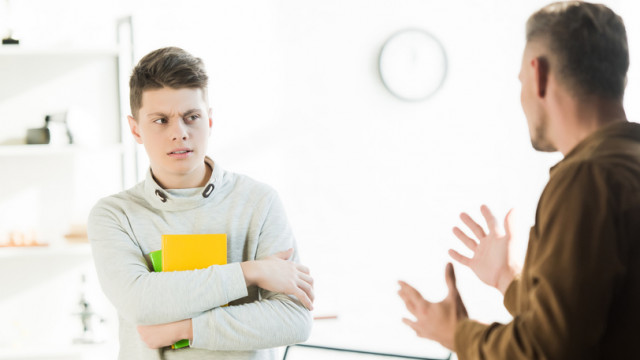 Подросток в поиске себя. Как родителям найти контакт с ребенком? - отвечает психолог