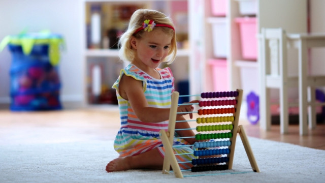 Учимся считать до 10: подборка развивающих видео для малышей