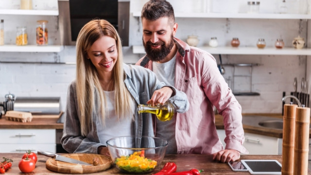 Как приучить, не заставляя, семью к изысканной еде - советы от  Евгения Клопотенко