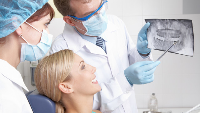 лечение зубов во время беременности