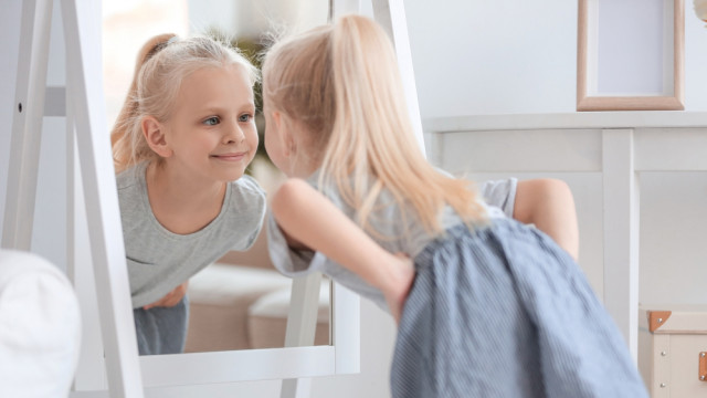 дочь говорит что некрасивая